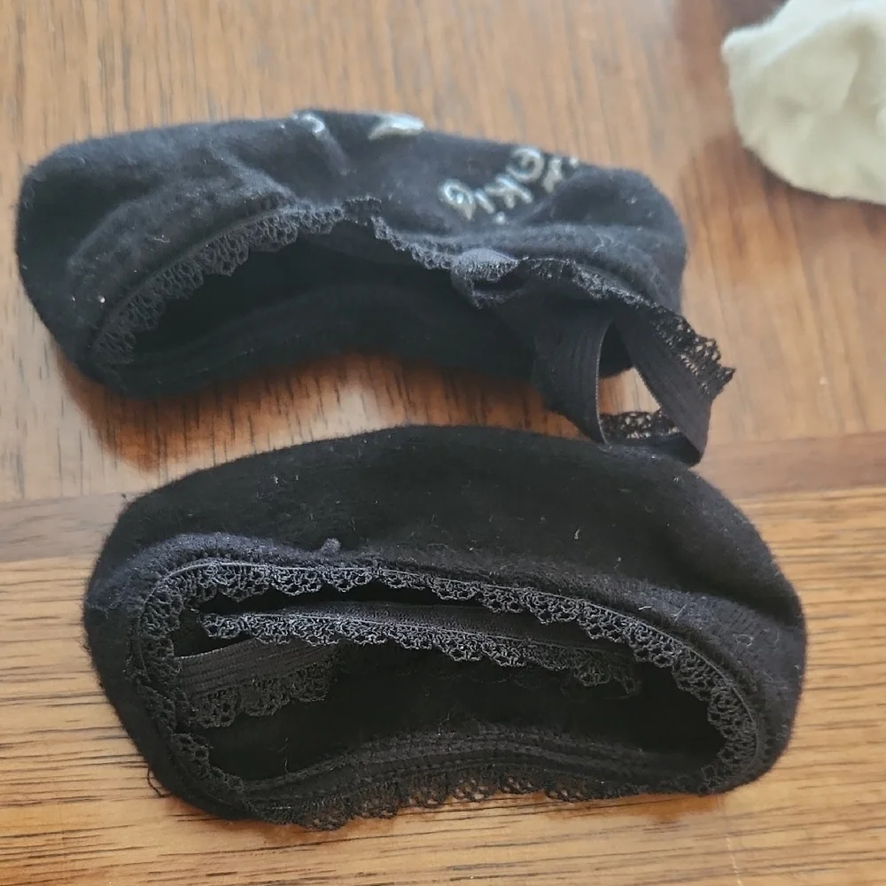 Black and White Lace No-Show Socks Babies Two Pairs Free With Purchase
